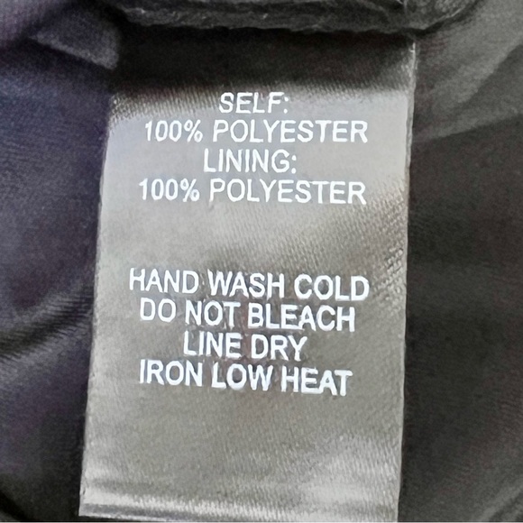 LULU’S Flirty Karina Floral Embroidered Mesh Peplum Dress—SZ. Small - Picture 11 of 17